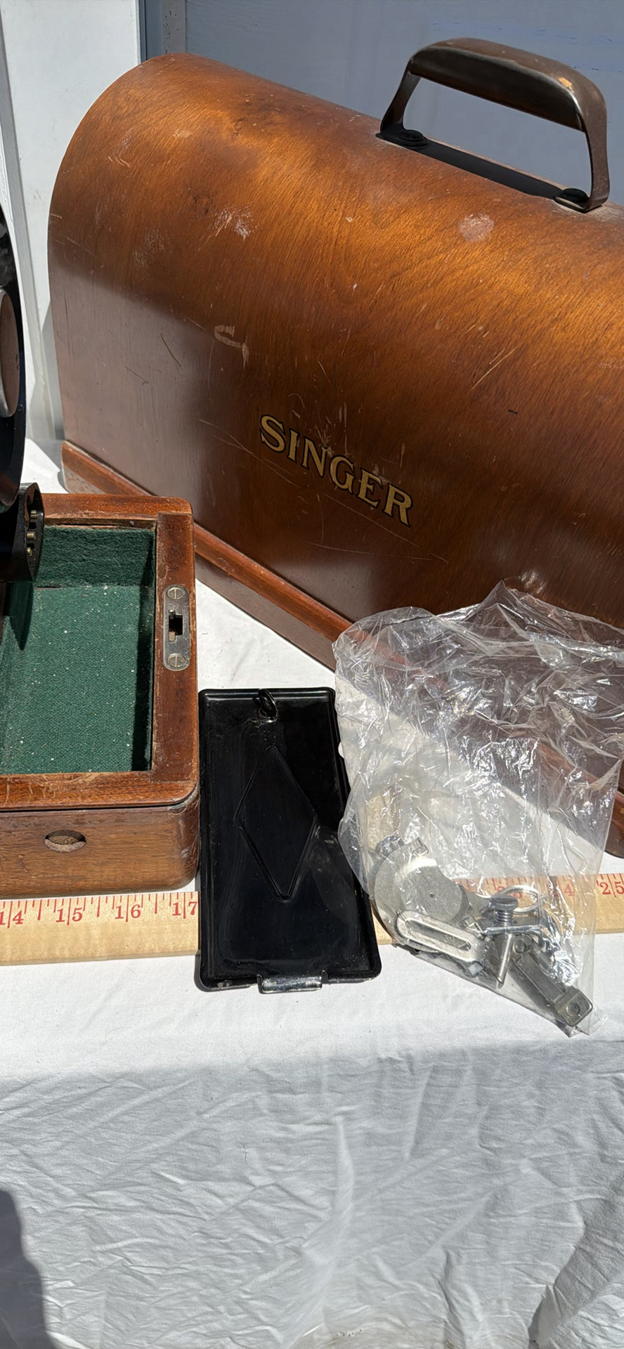 Mid-Century Singer Sewing Machine with Bentwood Case - image 14 of 19