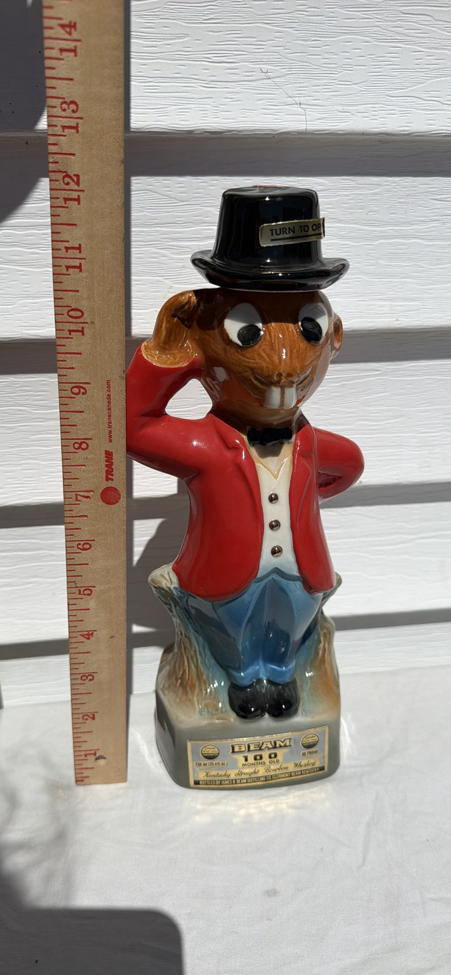 Vintage 1977 Jim Beam Beaver Valley Beaver Figurine Bourbon Decanter - image 3 of 7