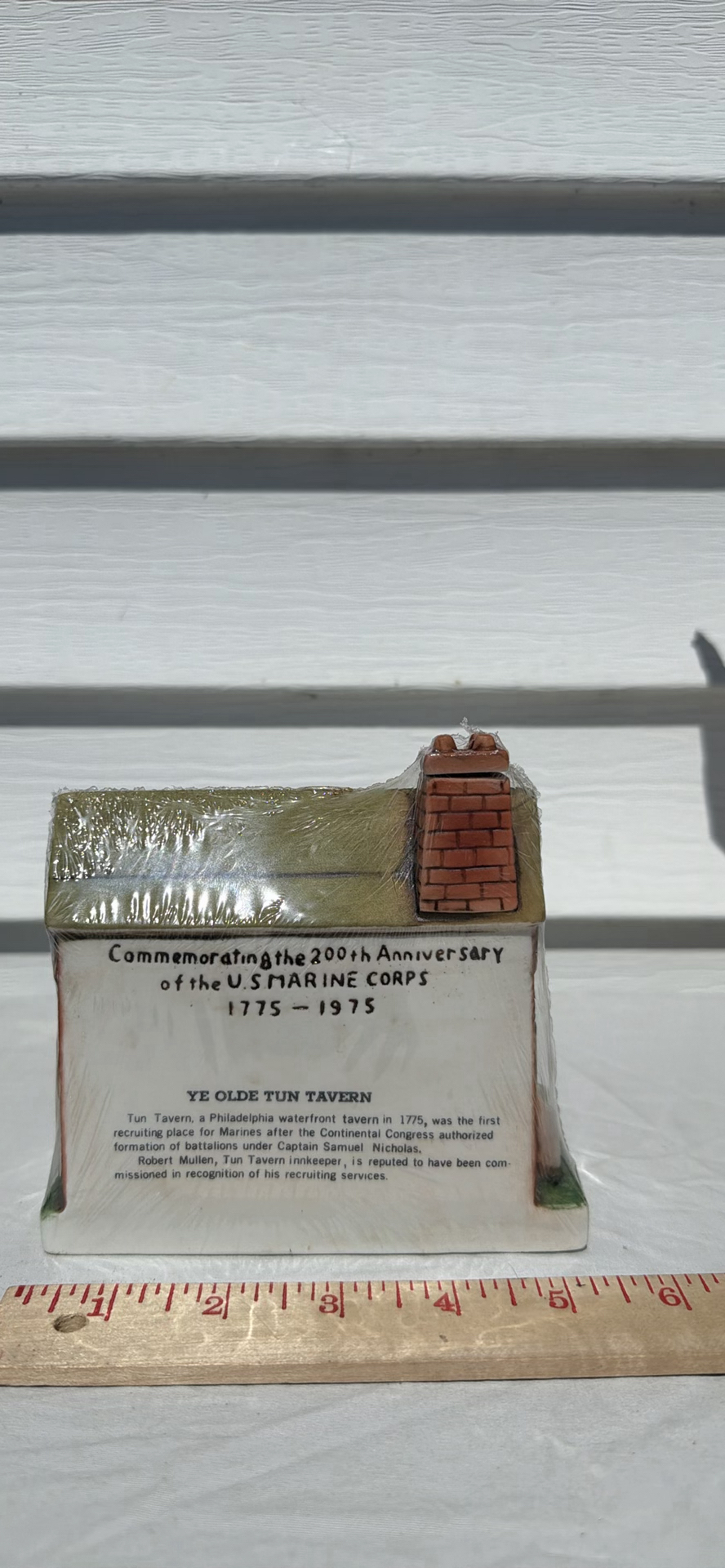 Tun Tavern U.S. Marine Corps Miniature Building 1975 Figurine with Box - image 3 of 11
