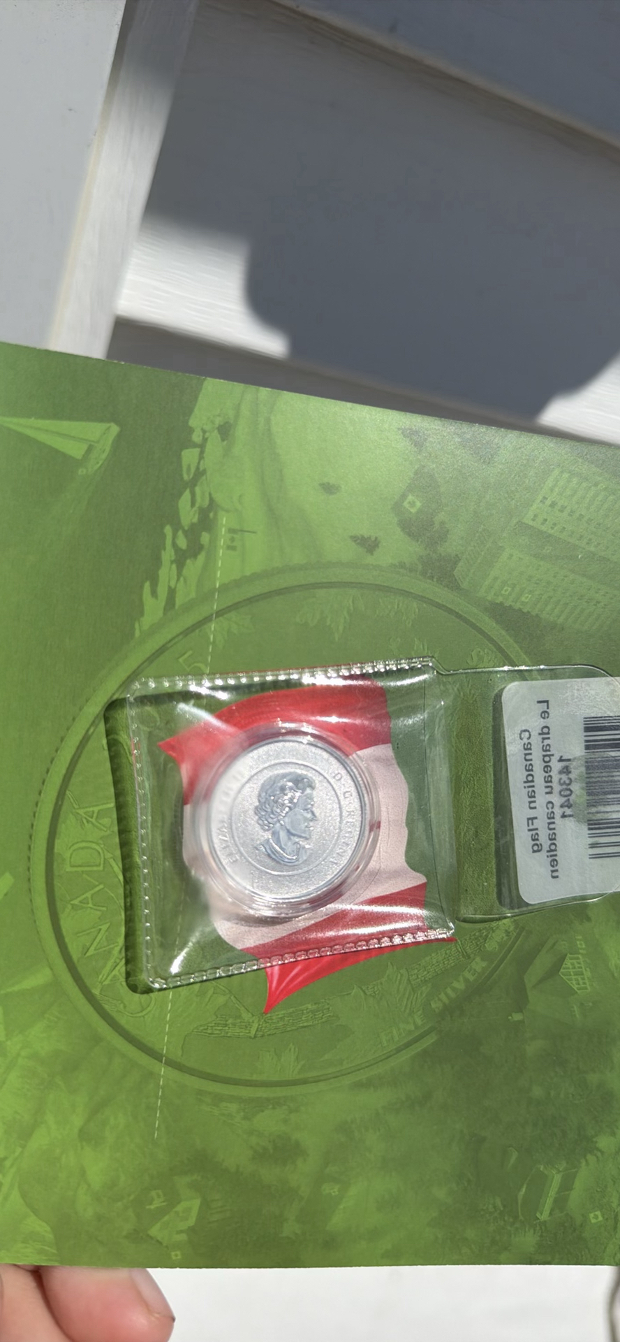 Royal Canadian Mint 2015 Canada $25 Fine Silver Coin with Presentation Folder - image 7 of 10