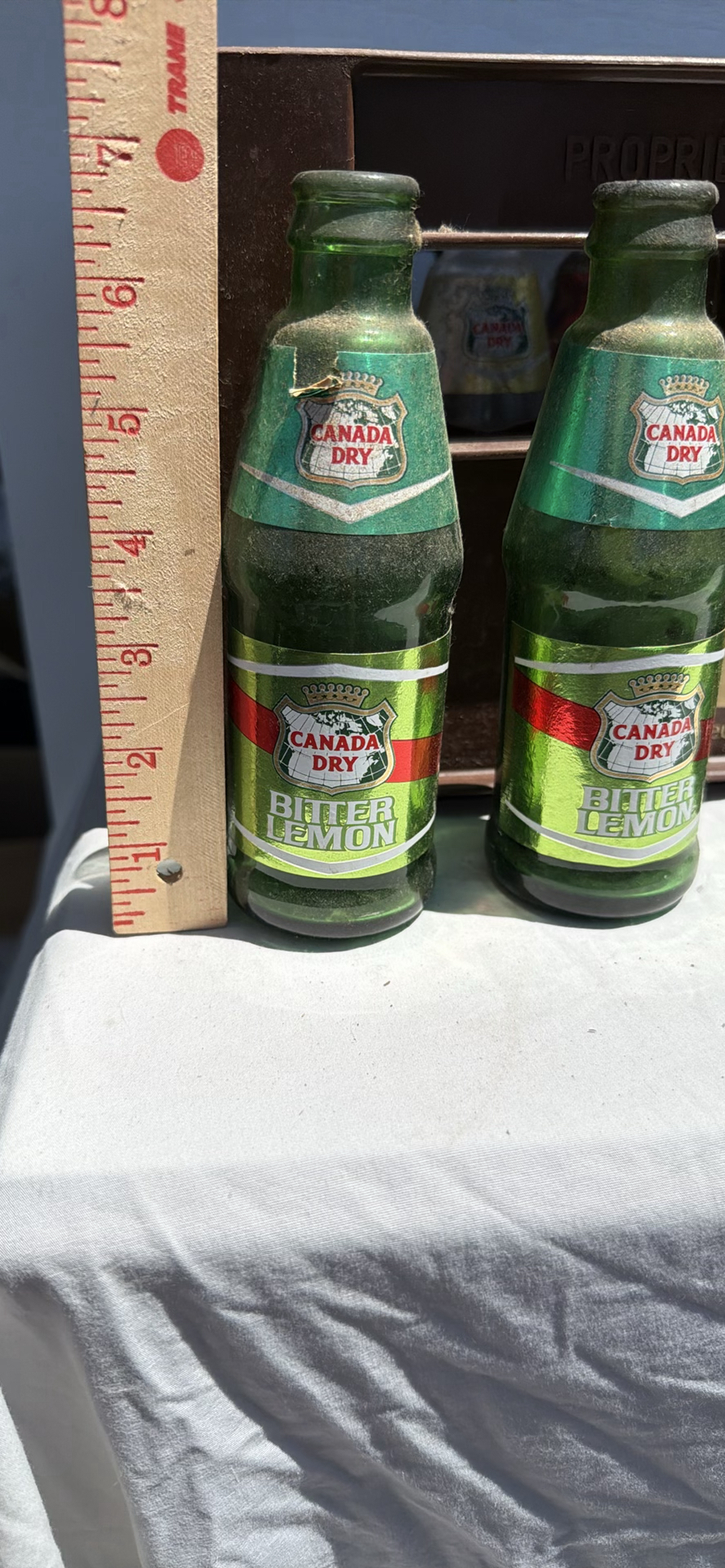 Vintage Canada Dry Beverage Crate with OLD Glass Soda Bottles - image 11 of 22