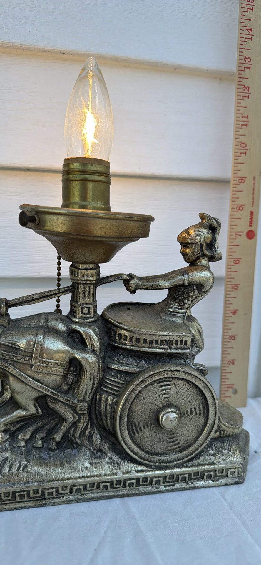 Vintage Art Deco Horse-Drawn Gladiator And Chariot Table Lamp - image 3 of 10