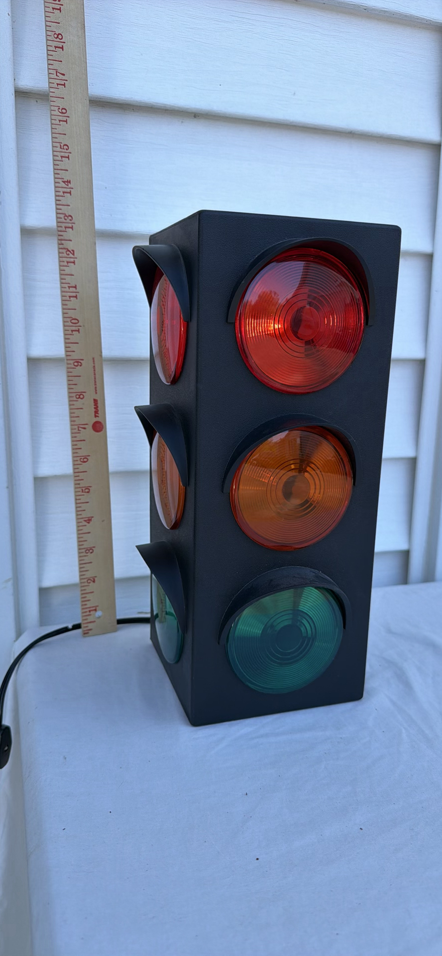 Tabletop Traffic Signal Light - image 1 of 5