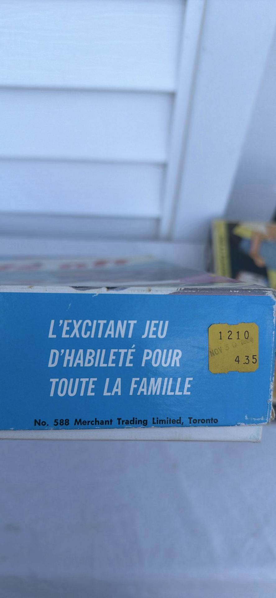 Vintage 1960s Kohner Hats Off and Trouble Board Games - image 12 of 20