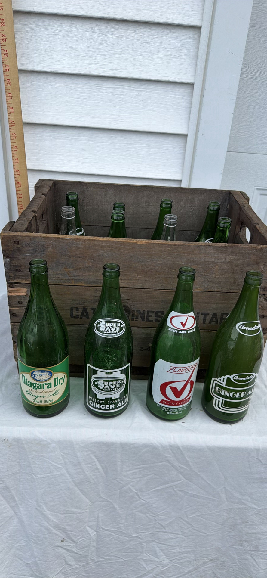 Vintage Wooden Soda Bottle Crate with Glass Soda Bottles MORAN St. Catharines - image 18 of 20