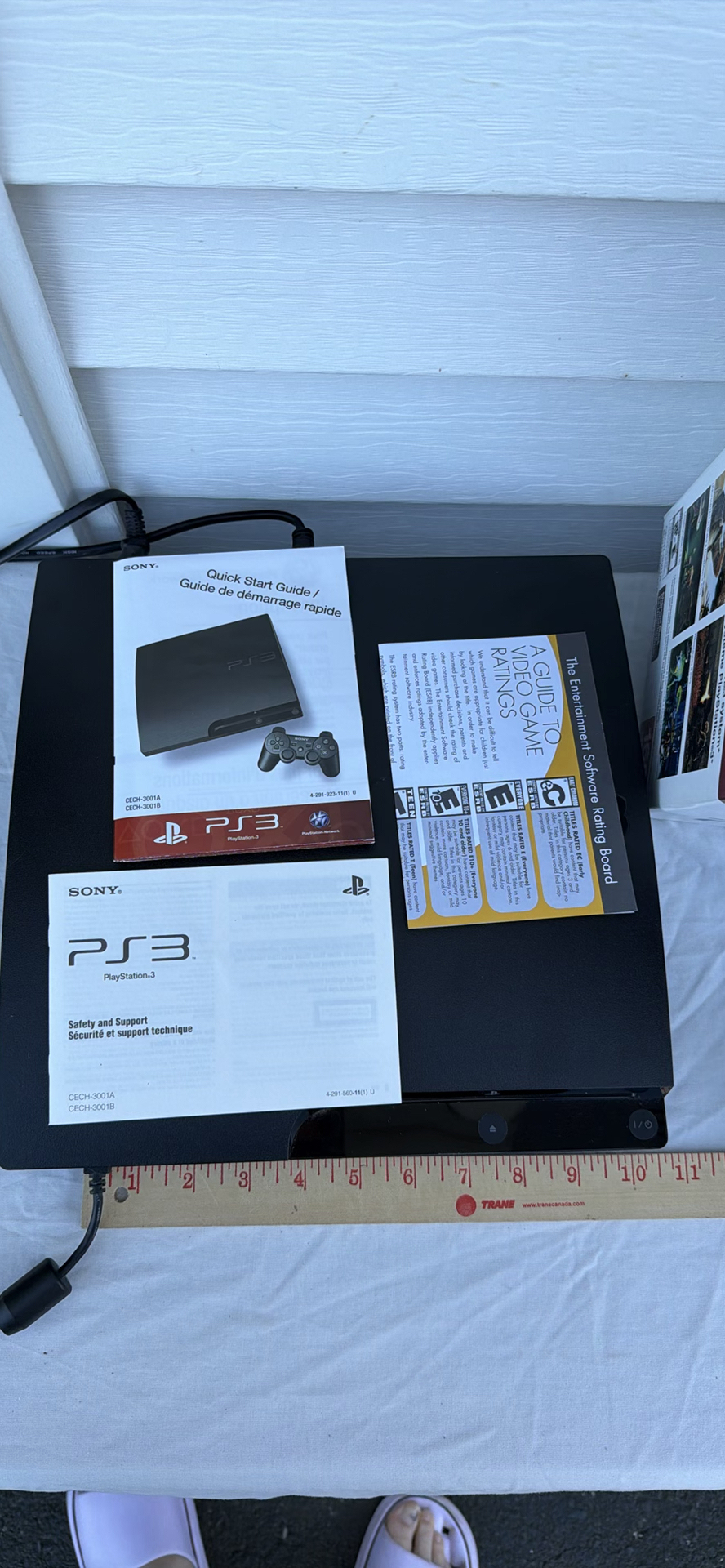 Sony PlayStation 3 160GB Console with Controller and Box - image 12 of 15