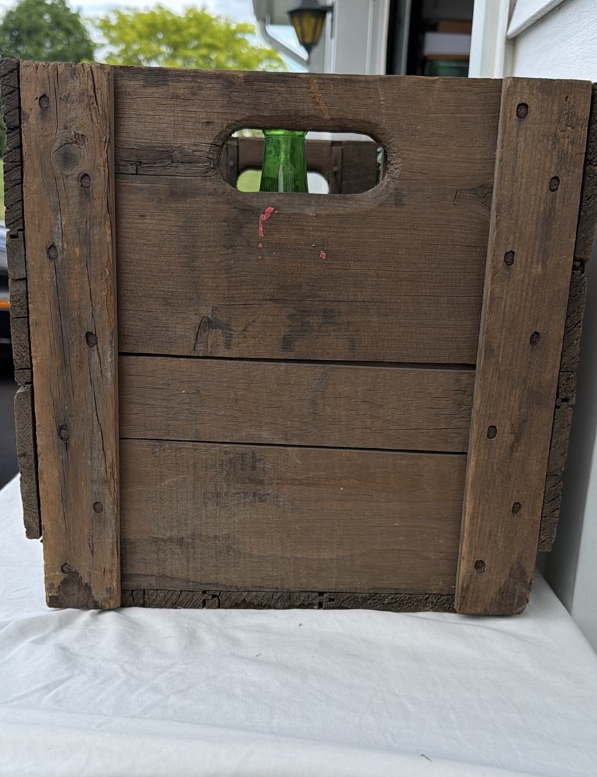 Vintage Wooden Soda Bottle Crate with Glass Soda Bottles MORAN St. Catharines - image 7 of 20