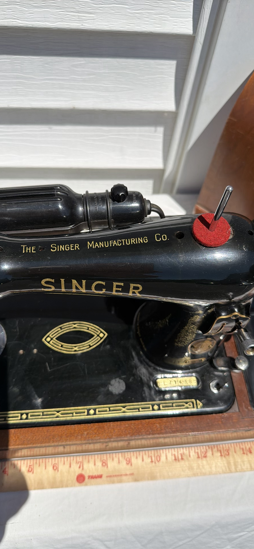Mid-Century Singer Sewing Machine with Bentwood Case - image 12 of 19