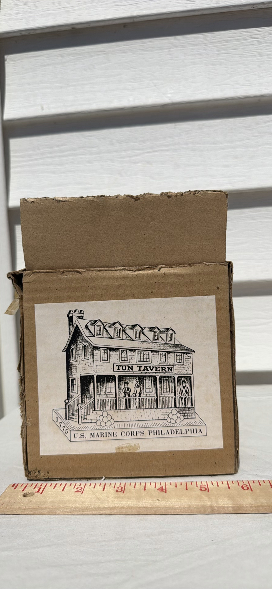 Tun Tavern U.S. Marine Corps Miniature Building 1975 Figurine with Box - image 6 of 11