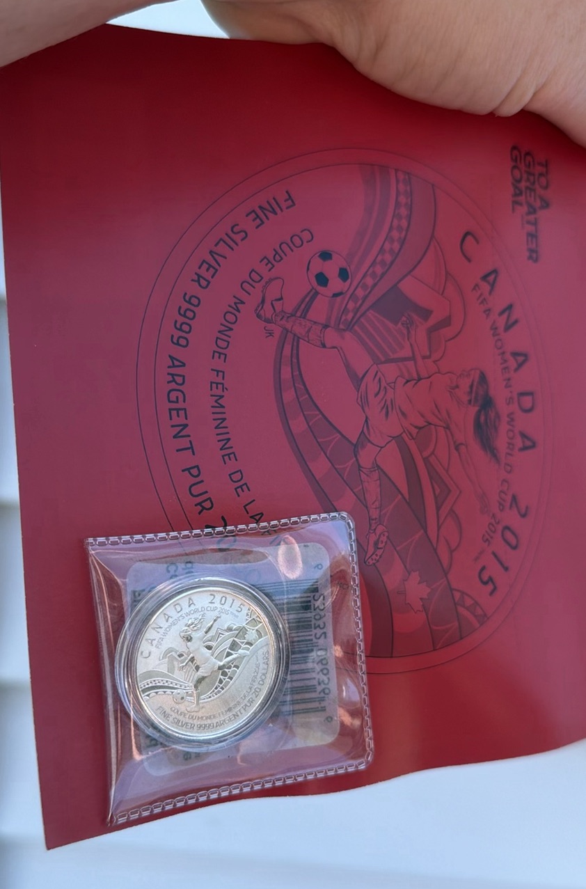 Canada 2015 FIFA Women’s World Cup $20 Silver Coin Set - image 10 of 11