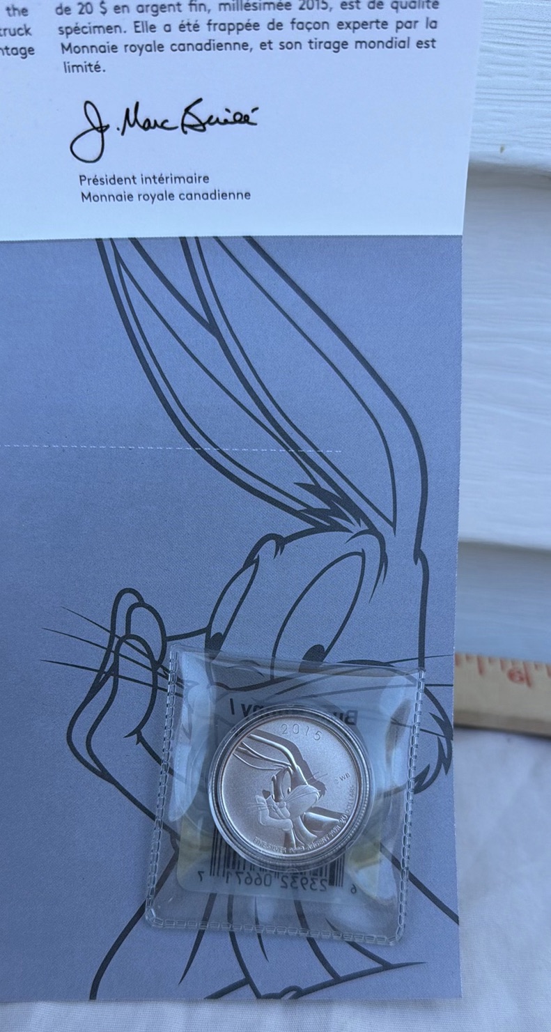 2015 Royal Canadian Mint Bugs Bunny $20 Fine Silver Coin with Packaging - image 4 of 8