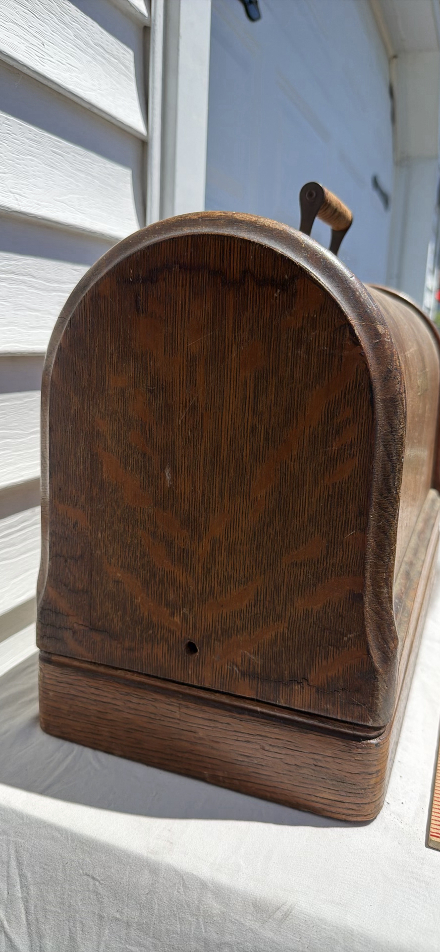 Antique Singer Sewing Machine with Bentwood Case - image 8 of 27
