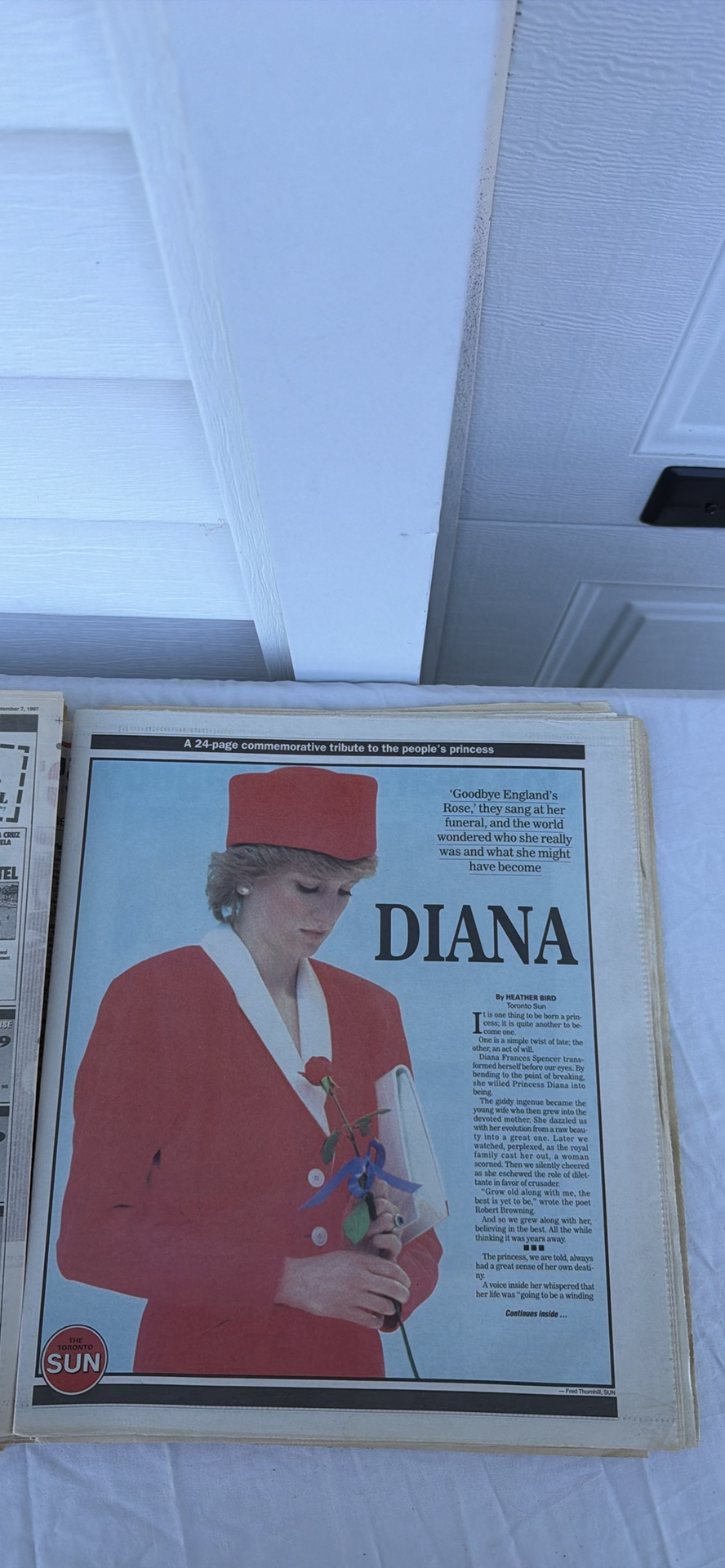 (2) The Sunday Sun Diana: Forever Young Commemorative Newspapers - image 4 of 6
