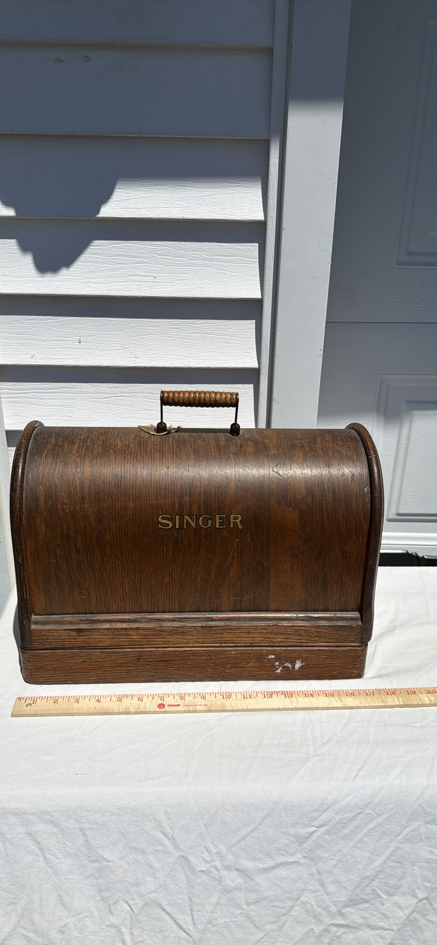 Antique Singer Sewing Machine with Bentwood Case - image 3 of 27