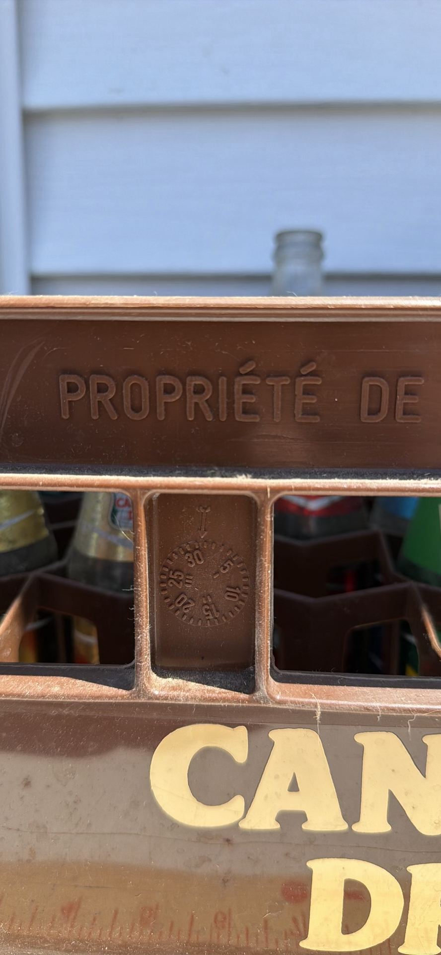Vintage Canada Dry Beverage Crate with OLD Glass Soda Bottles - image 4 of 22