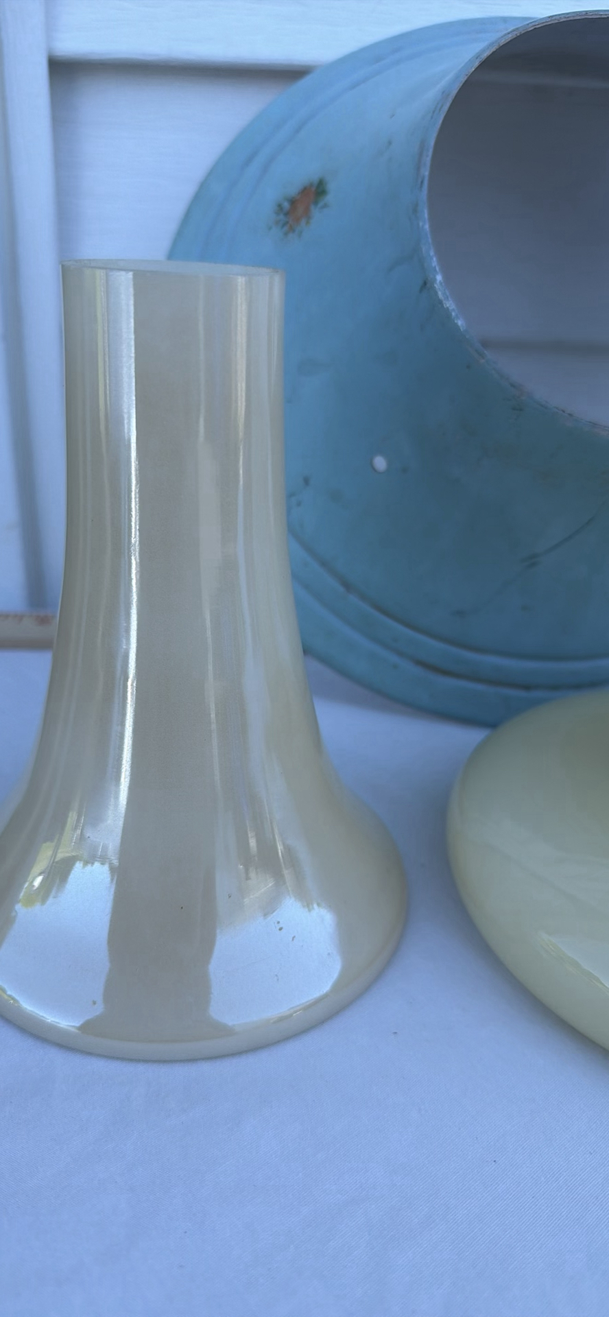 Vintage Assorted Lamp Shades and Lighting Components - image 3 of 14