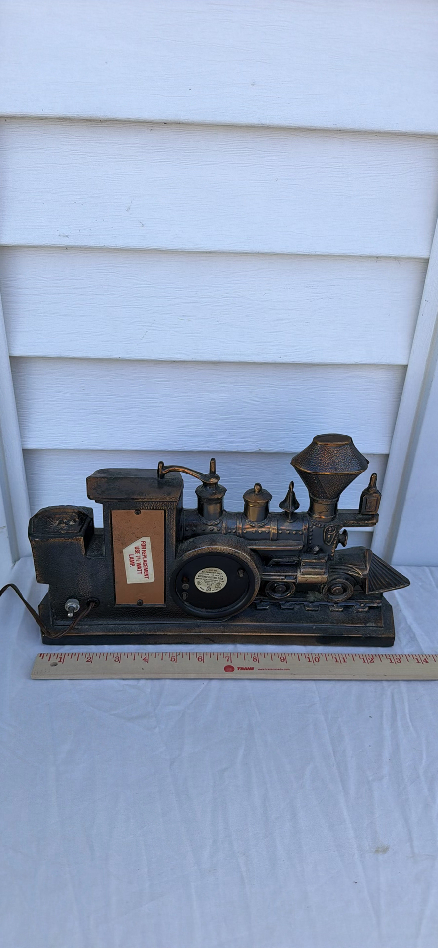 Vintage United Metal Goods Steam Locomotive-Style Mantel Clock, Model 703 - image 5 of 13