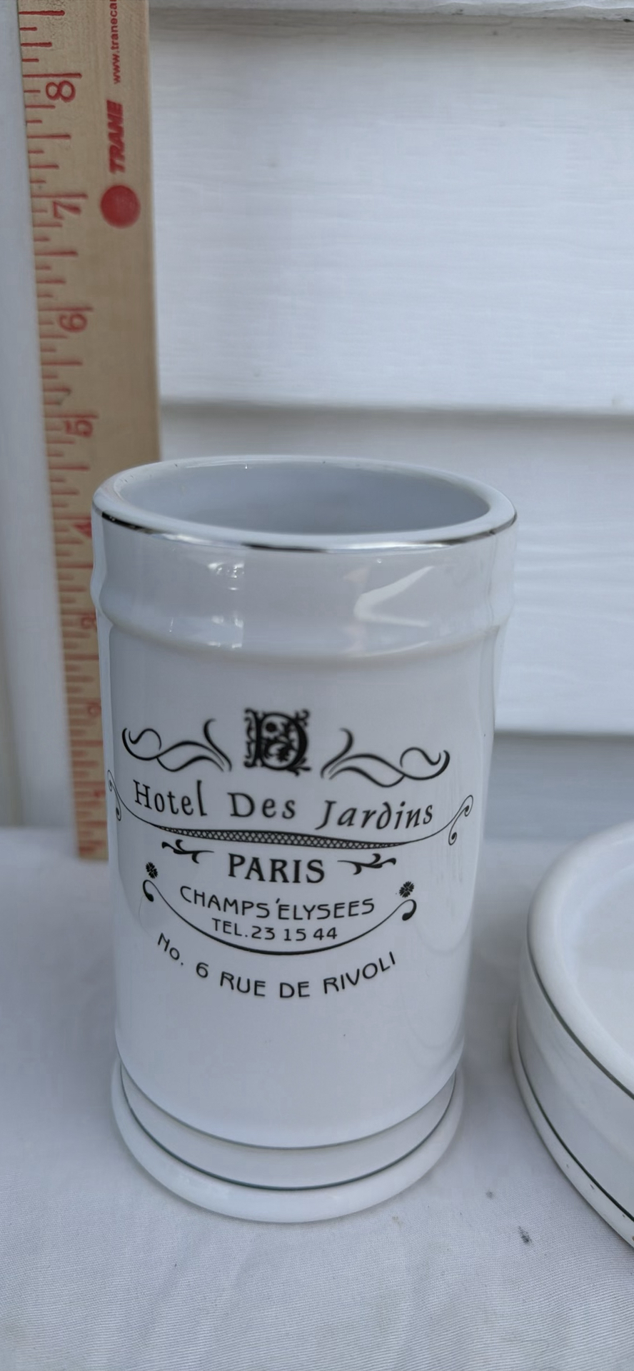 Hotel Des Jardins Paris Ceramic Bathroom Accessory Set - image 2 of 4