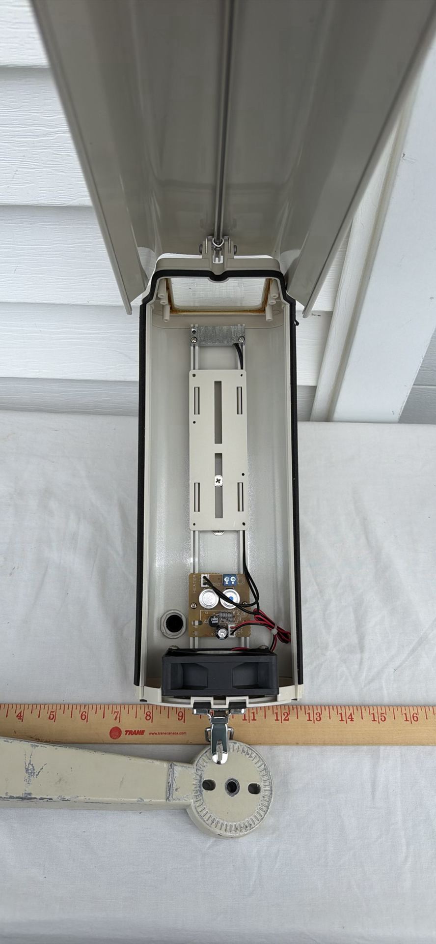 DECOY Outdoor Security Camera Housing with Mounting Bracket - image 8 of 12