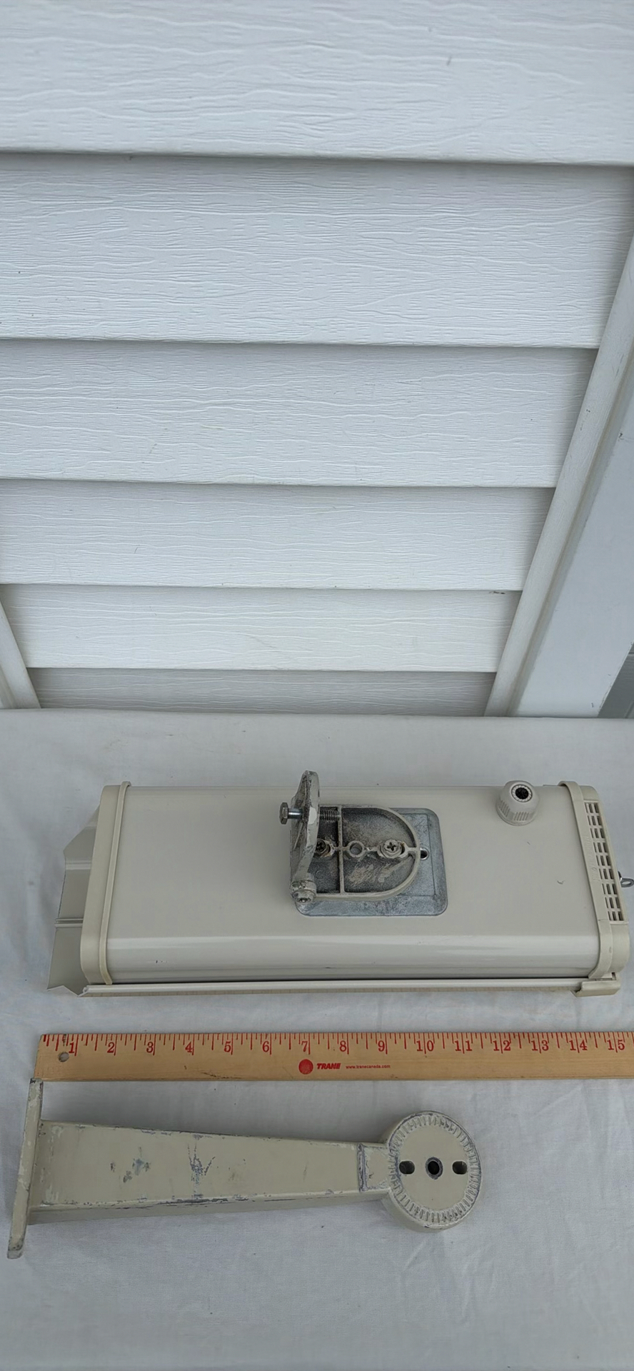 DECOY Outdoor Security Camera Housing with Mounting Bracket - image 5 of 12