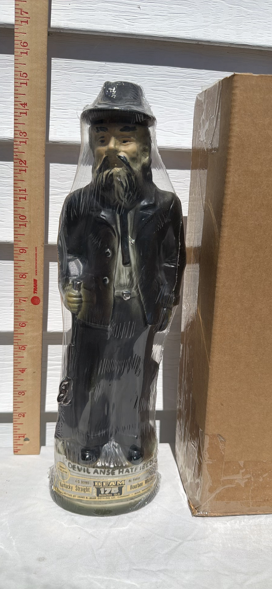 Vintage 1970s Devil Anse Hatfield Jim Beam Bourbon Figurine Bottle with Box - image 7 of 10