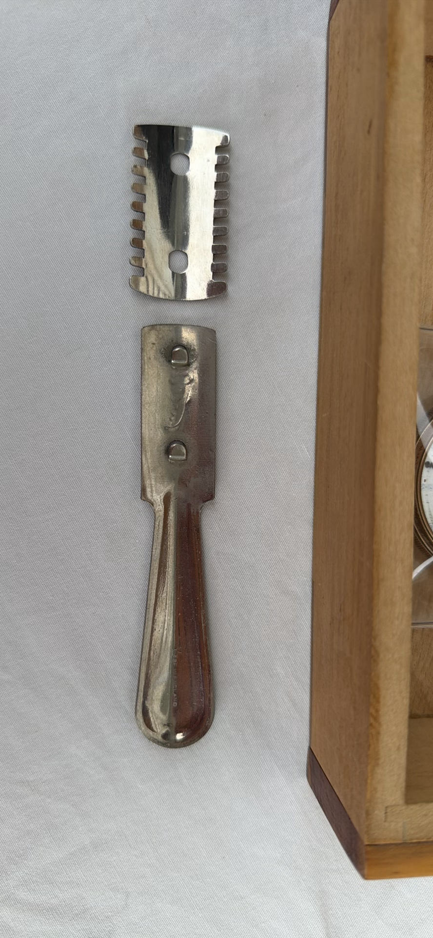 Vintage Watch & Wooden Shaving Kit with Kronenberg Supra Gold Razor Blades - image 12 of 21