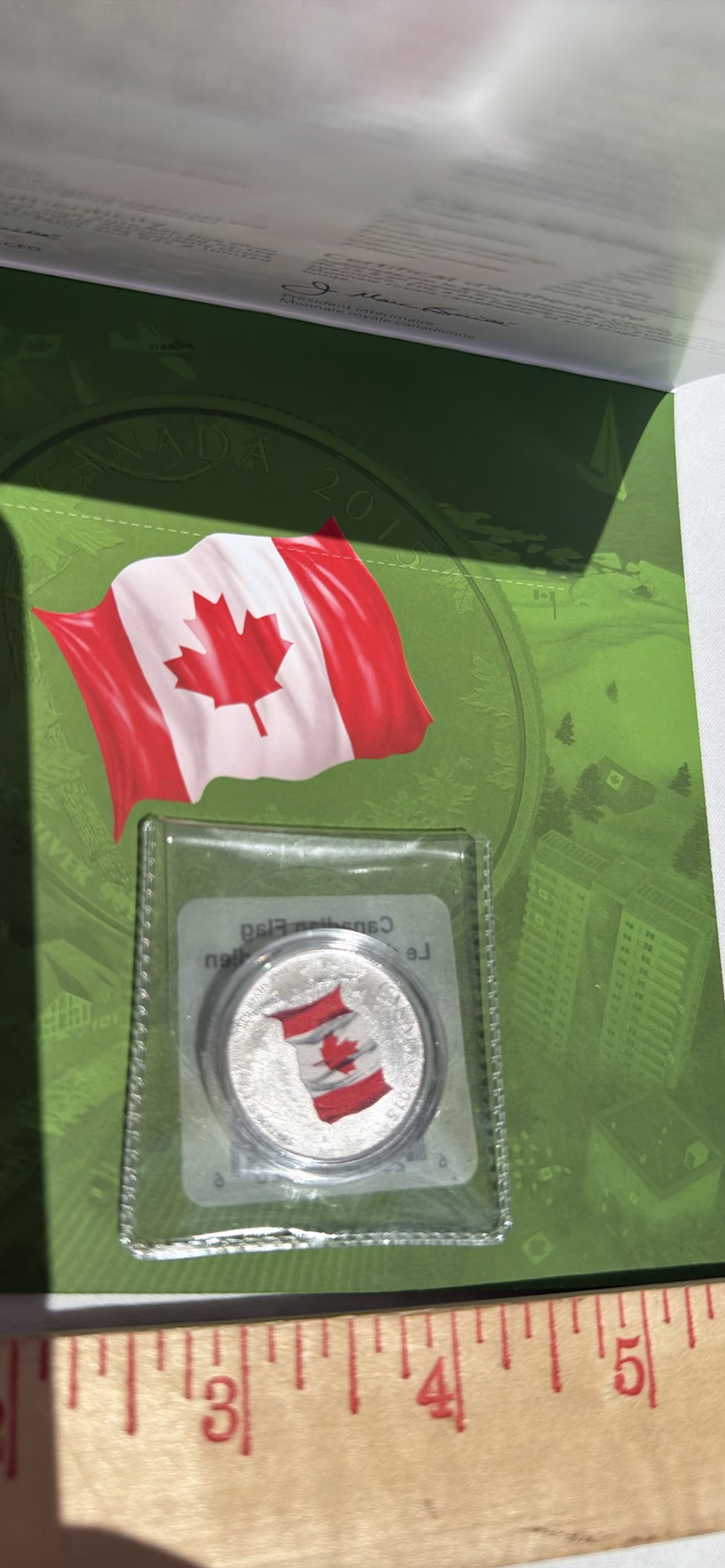 Royal Canadian Mint 2015 Canada $25 Fine Silver Coin with Presentation Folder - image 4 of 10