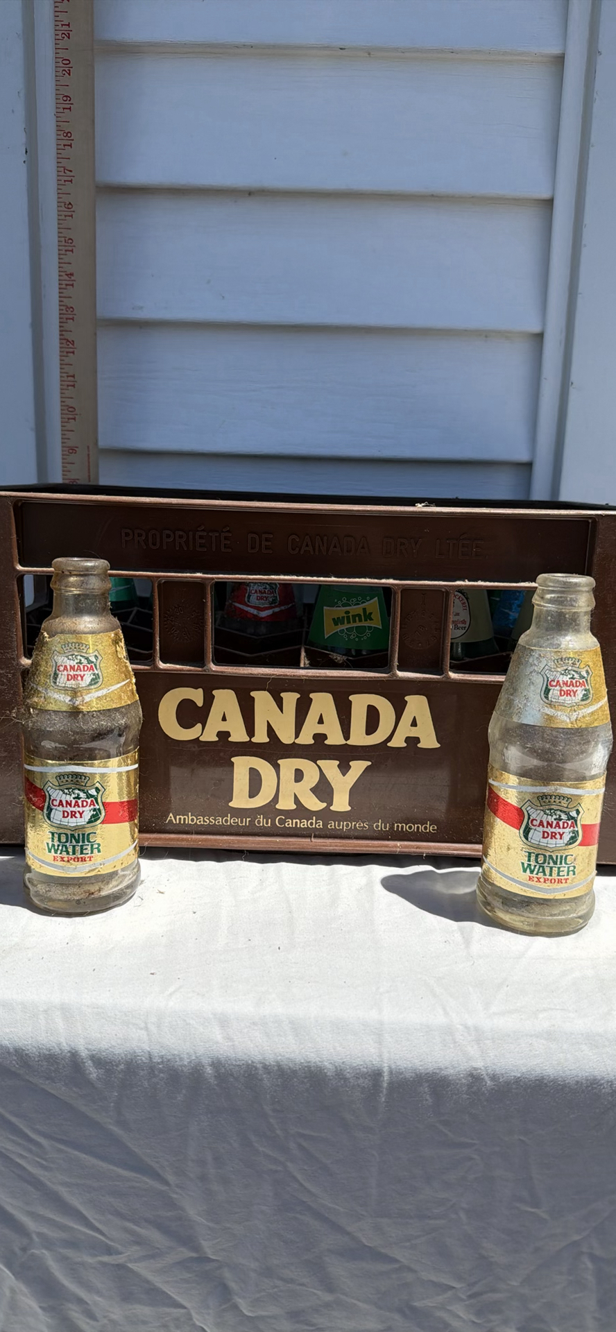 Vintage Canada Dry Beverage Crate with OLD Glass Soda Bottles - image 14 of 22
