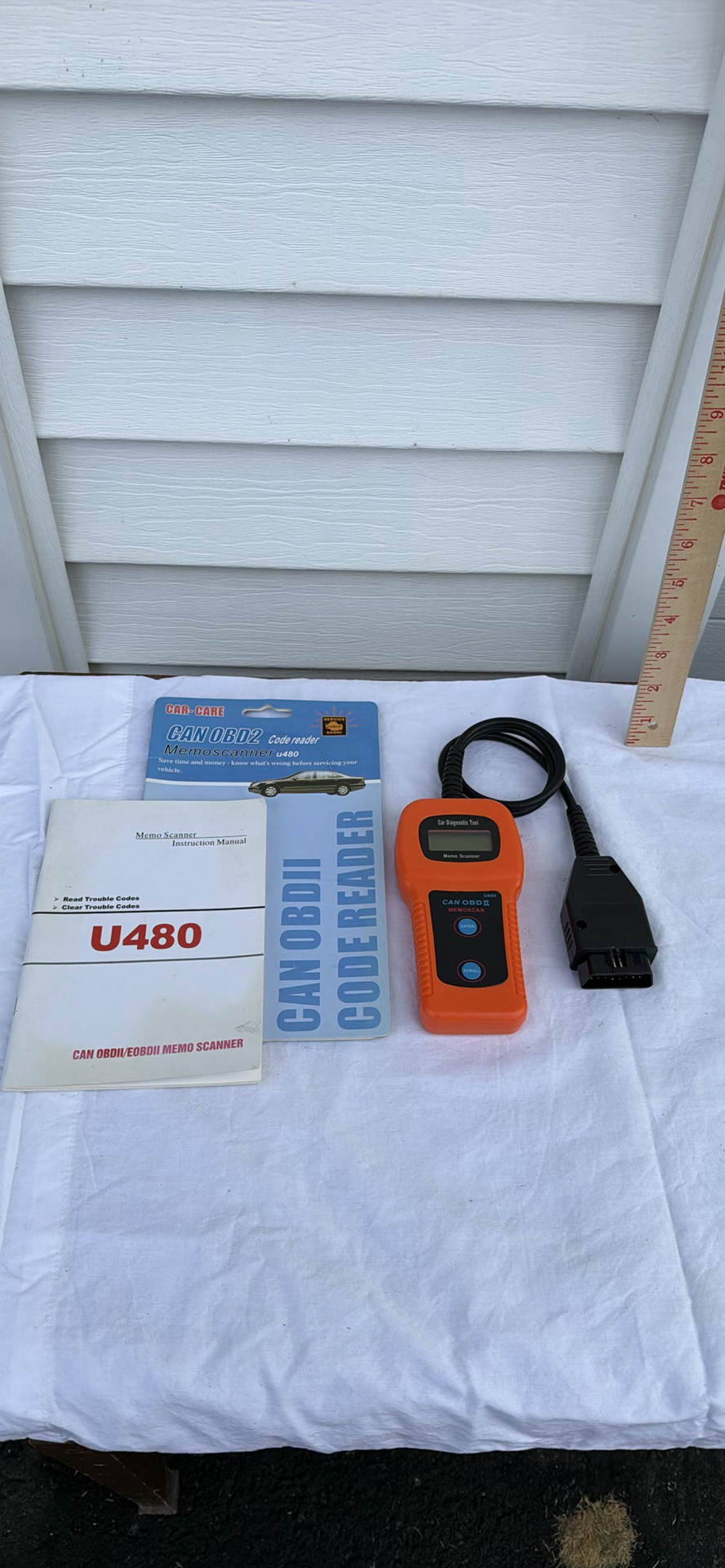 CAR-CARE CAN OBD2 Code Reader U480 with Manuals - image 1 of 3