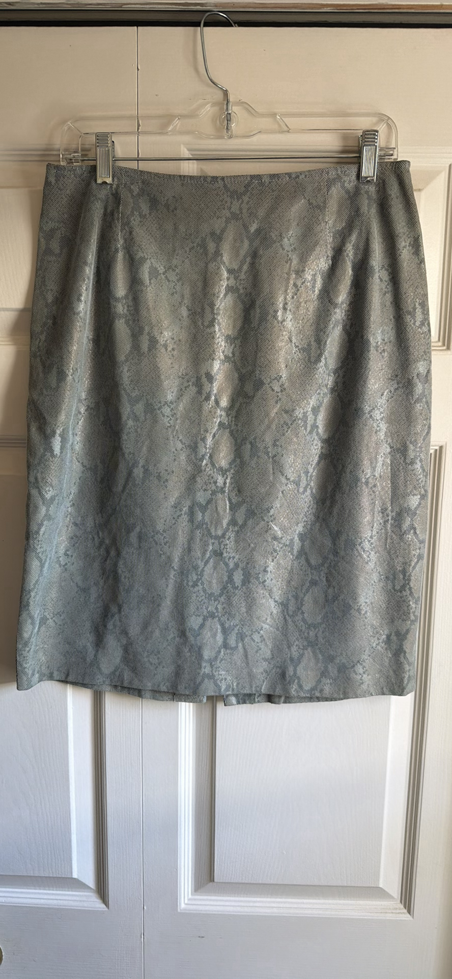Danier Leather Skirt Size 10 - image 1 of 5