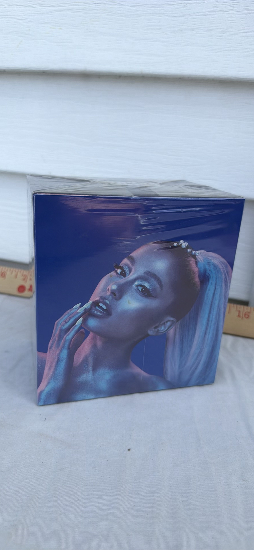 Ariana Grande Cloud 2.0 Intense Eau de Parfum 3.4 fl oz NOS - image 4 of 5