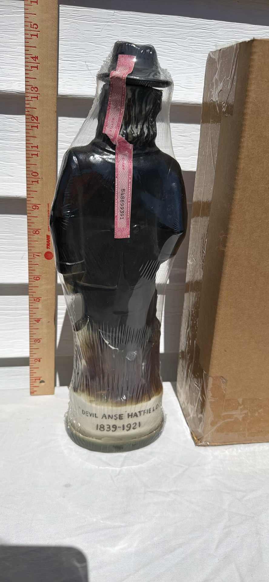Vintage 1970s Devil Anse Hatfield Jim Beam Bourbon Figurine Bottle with Box - image 8 of 10