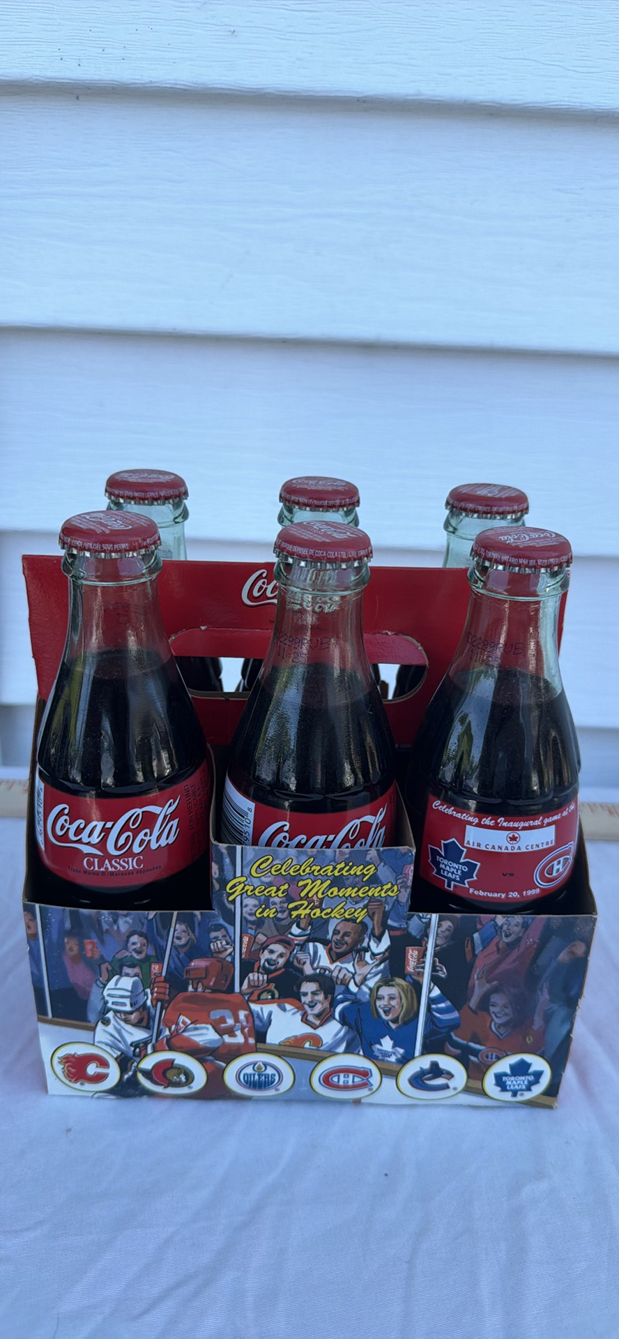 Coca-Cola Classic Six-Pack Hockey Commemorative Bottles Leafs Canadiens Air Canada - image 1 of 7