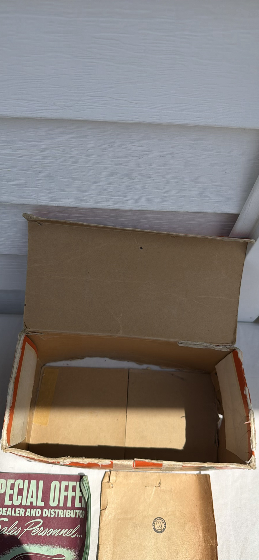 Vintage General Electric Automatic Steam Iron Model F90 Box - image 9 of 20