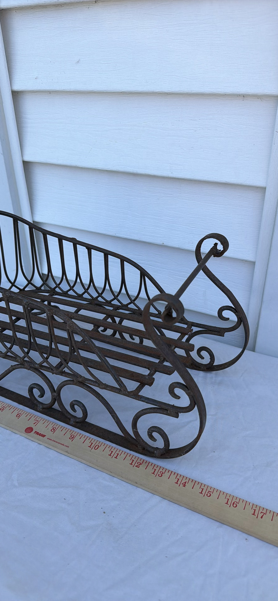 Two Metal Sleigh-Shaped Wire Baskets - image 6 of 8