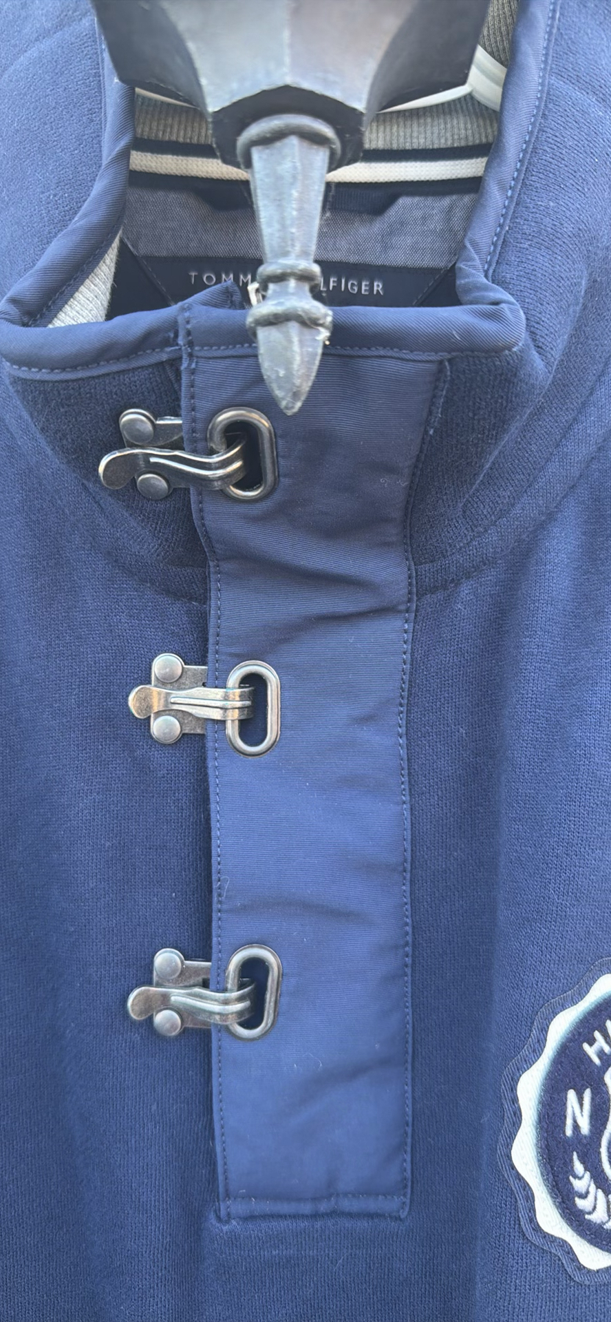 NWT Tommy Hilfiger Navy Pullover Sweatshirt XXL with Toggle Closures - image 5 of 8