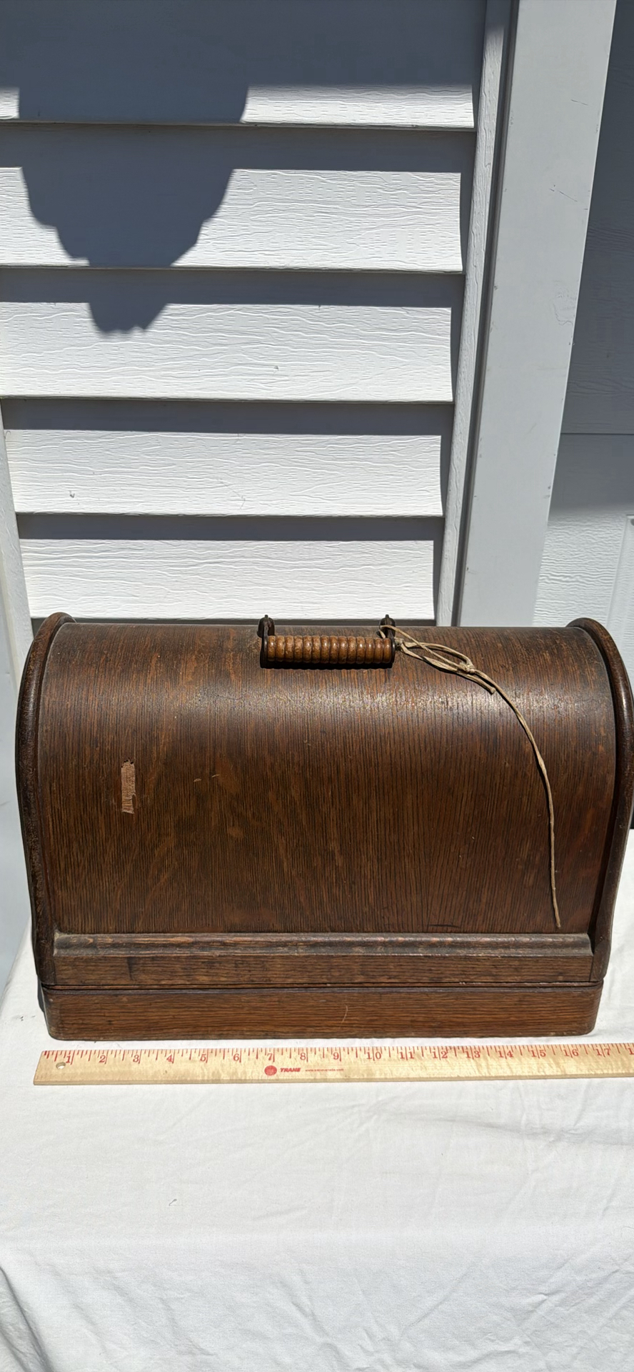 Antique Singer Sewing Machine with Bentwood Case - image 26 of 27