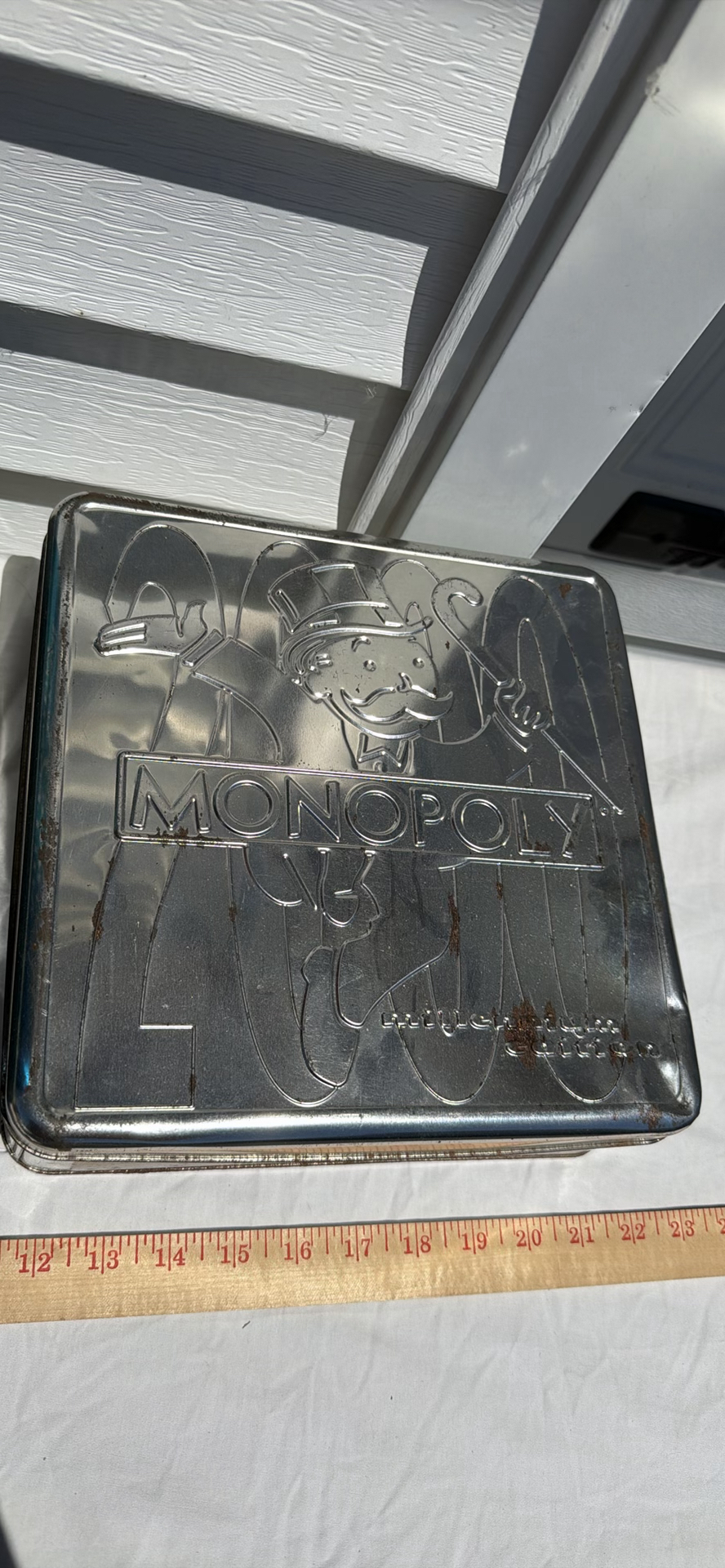 Older Trivial Pursuit Game Editions and Monopoly Tin Game - image 3 of 13