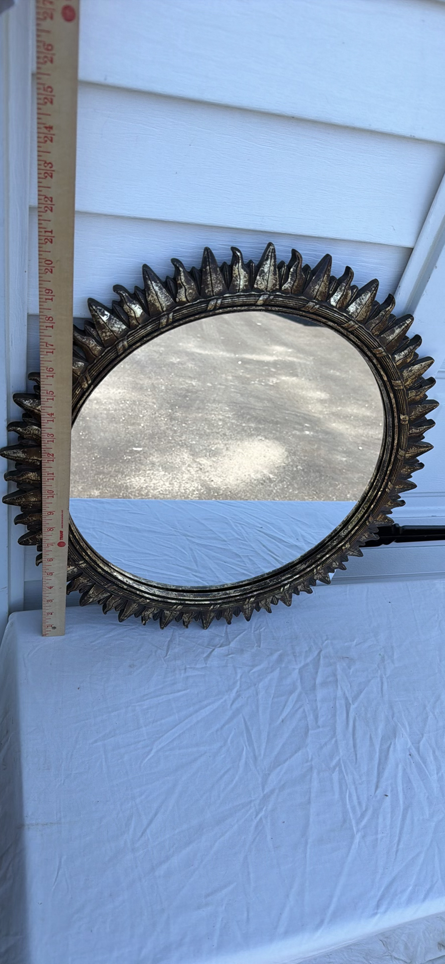 Round Sunburst Wall Mirror - image 2 of 3