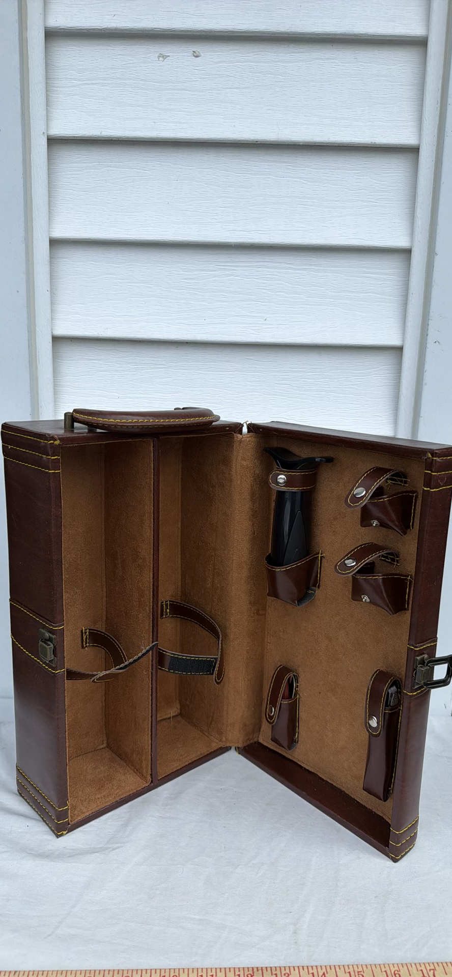 Leather Wine Bottle Carrying Case With Accessories - image 7 of 12