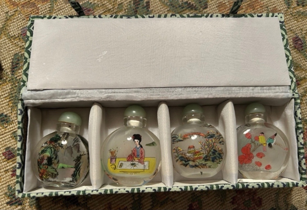 4 Vintage Chinese Reverse Painted Glass Snuff/Perfume Bottles - image 1 of 3