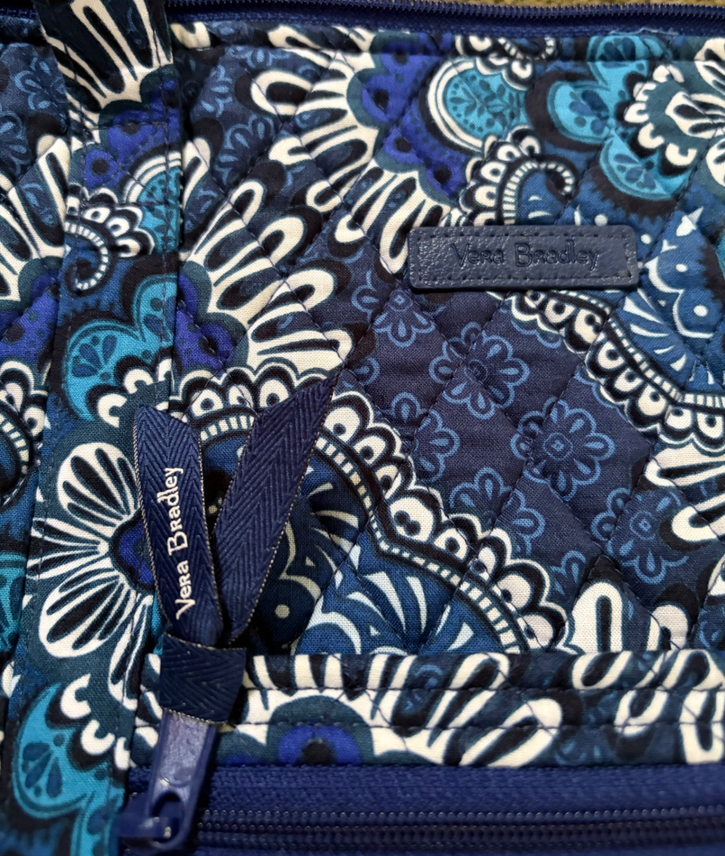New! Large Vera Bradley Handled Bag - image 3 of 4