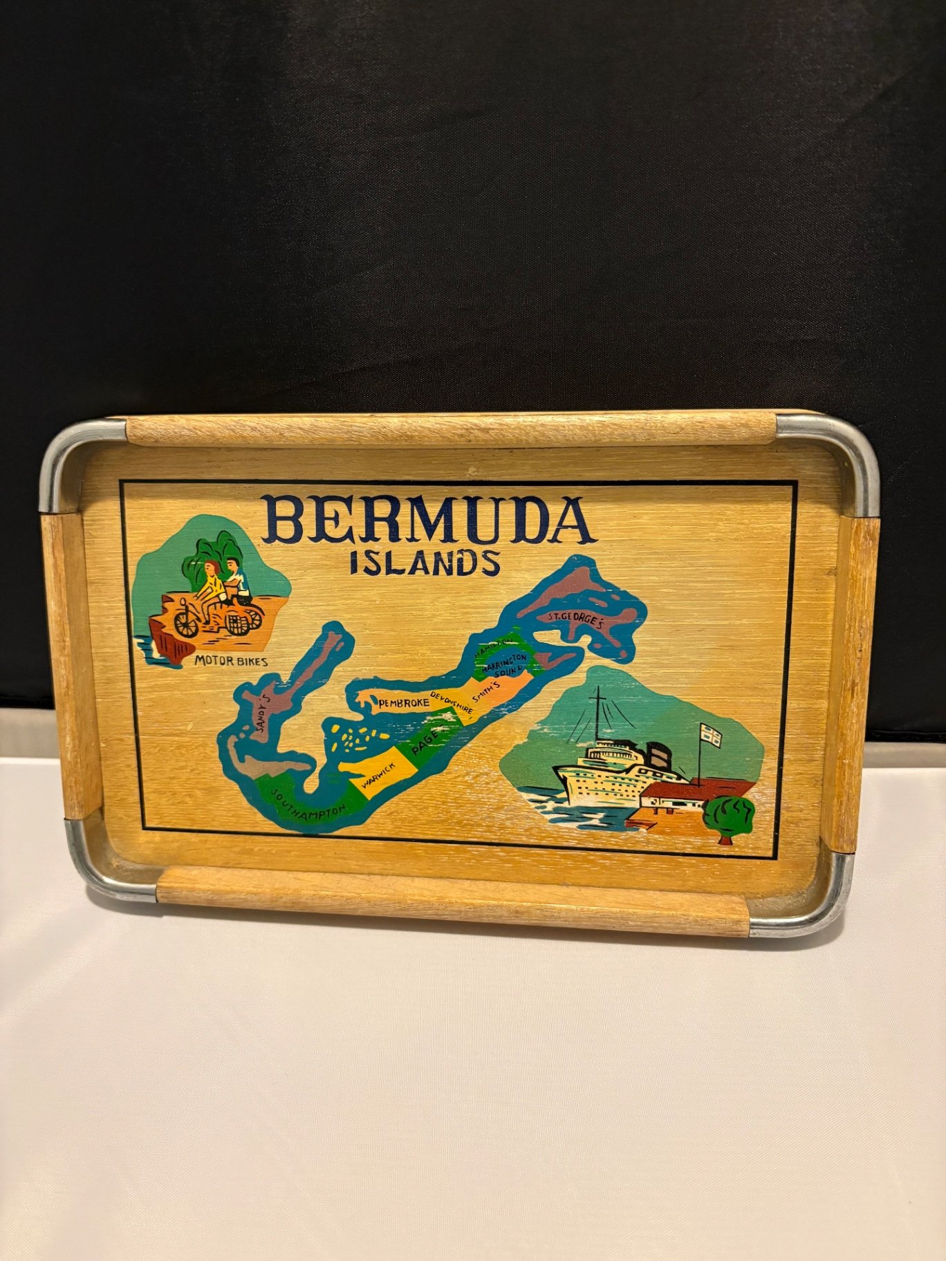 MCM Cocktail Party ! - image 2 of 14