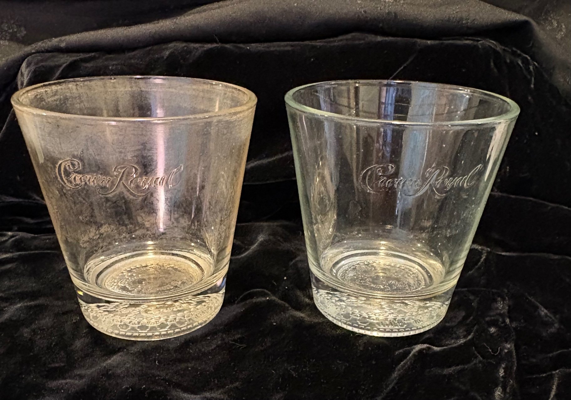 Vintage Cocktail Shaker and Logo Bar Glasses  - image 14 of 18