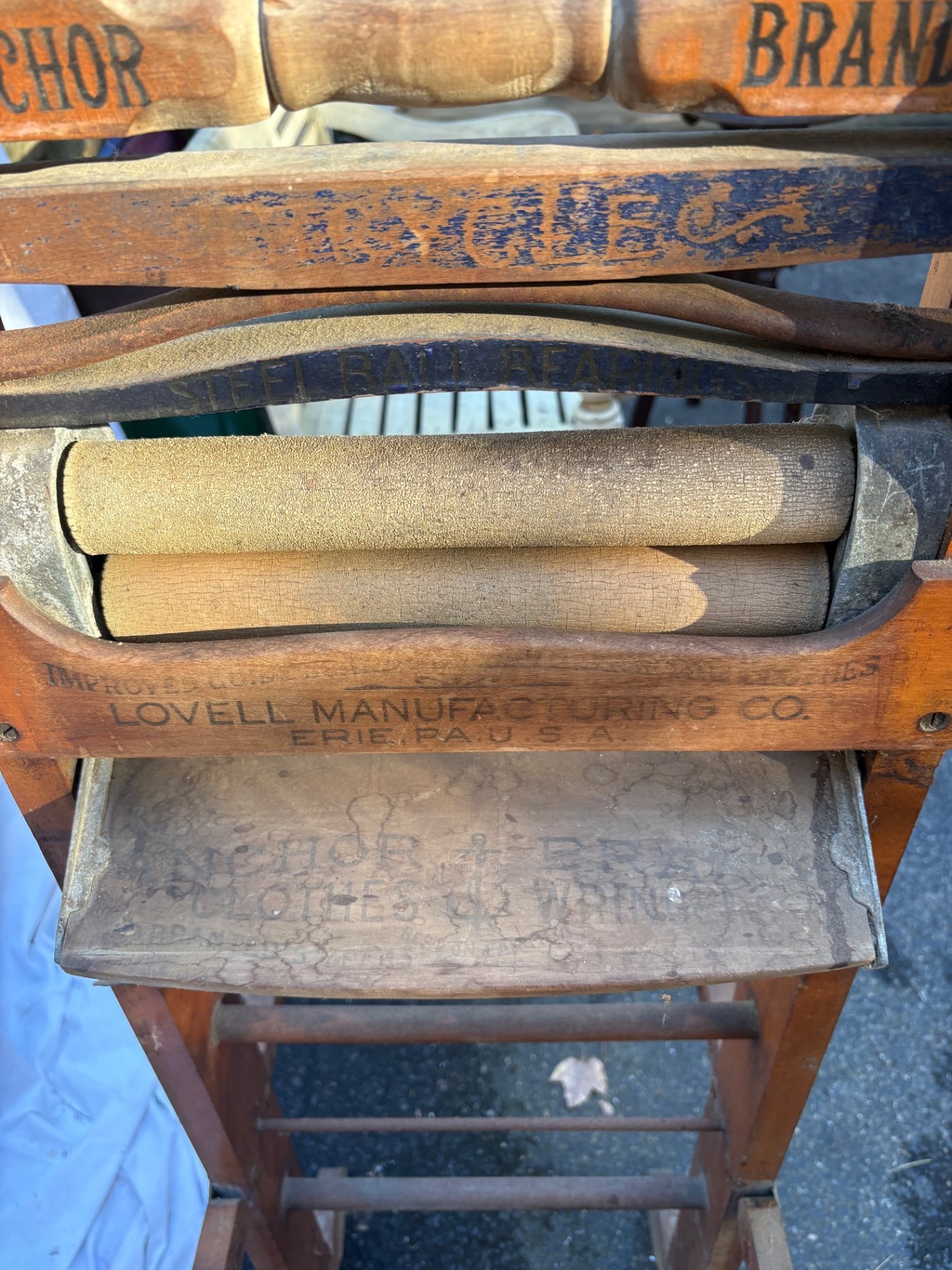 Antique Anchor Brand Folding Bench Wringer - image 2 of 4