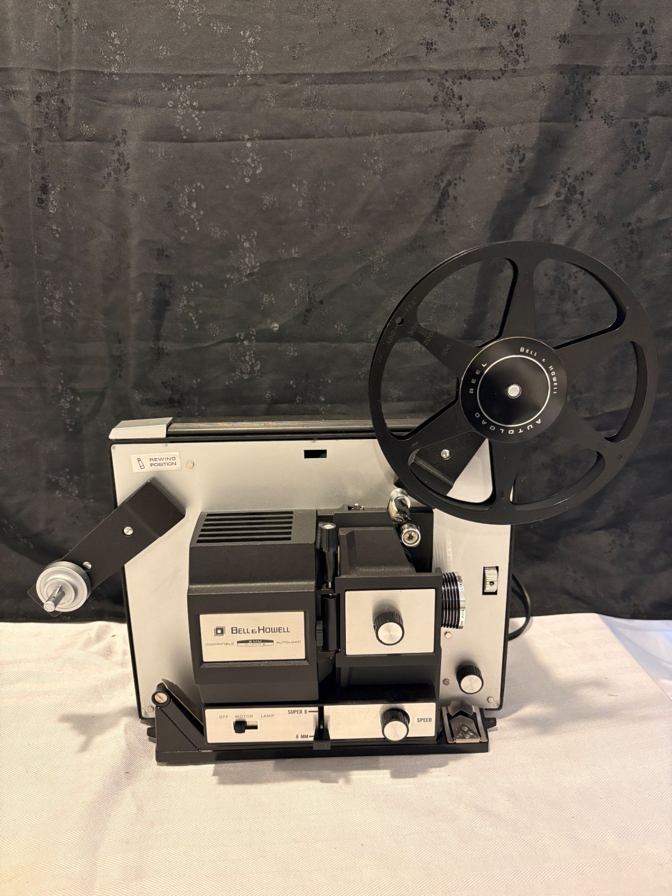 Bell & Howell Autoload Model 456 Movie Projector - image 3 of 5