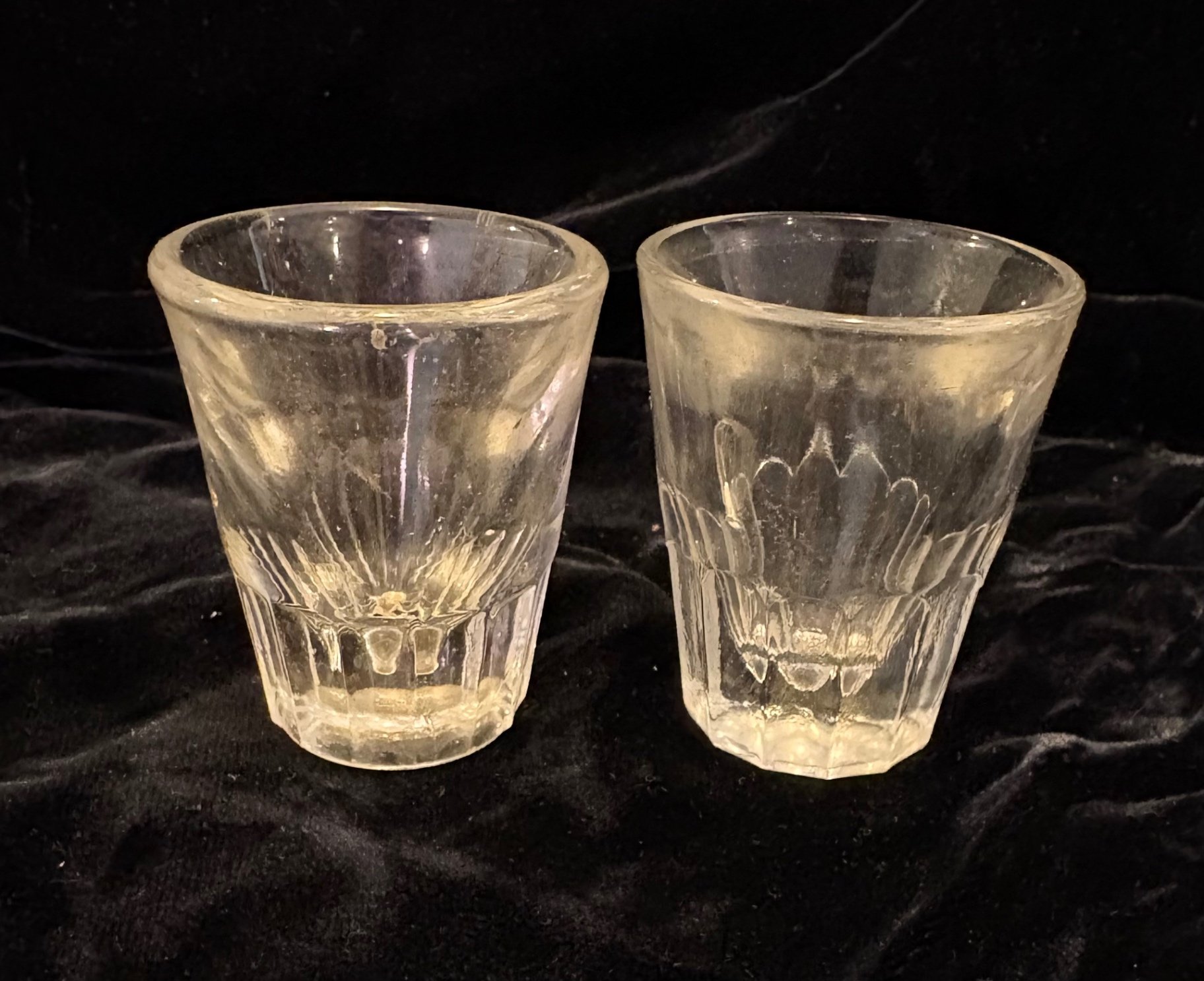 Vintage Cocktail Shaker and Logo Bar Glasses  - image 18 of 18