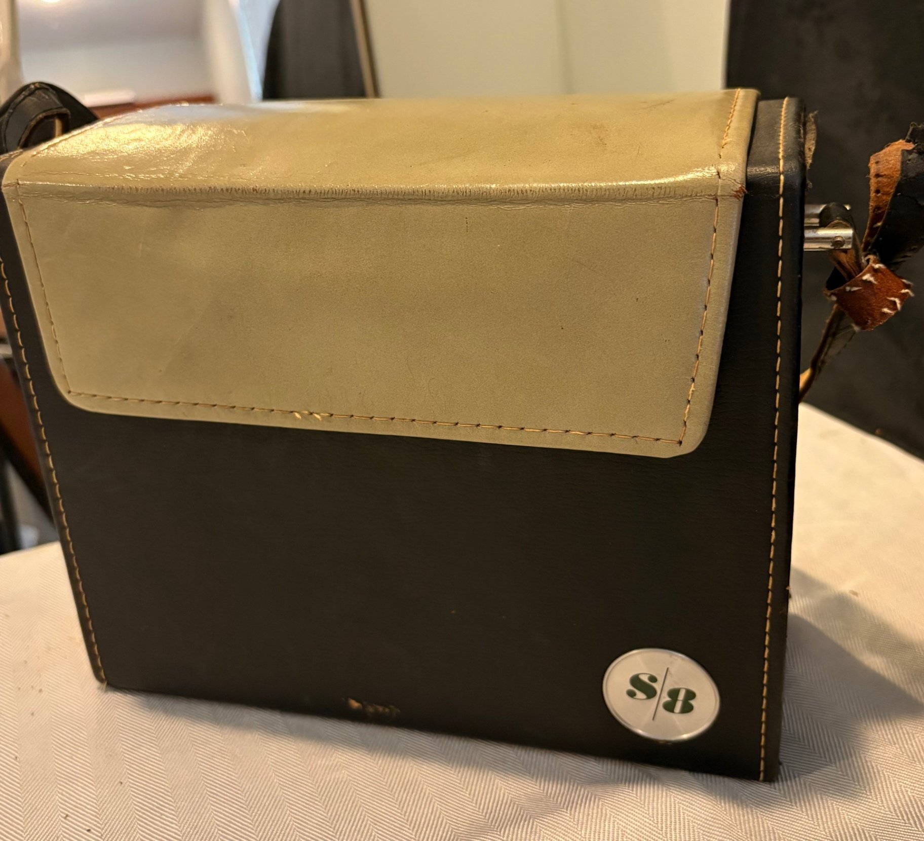 Polaroid Sun 600 Camera and Eumig 8 mm film camera - image 10 of 12