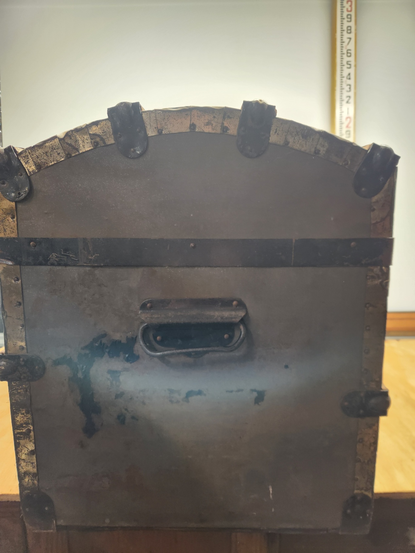 Vintage Dome Top Steamer Trunk - image 9 of 10