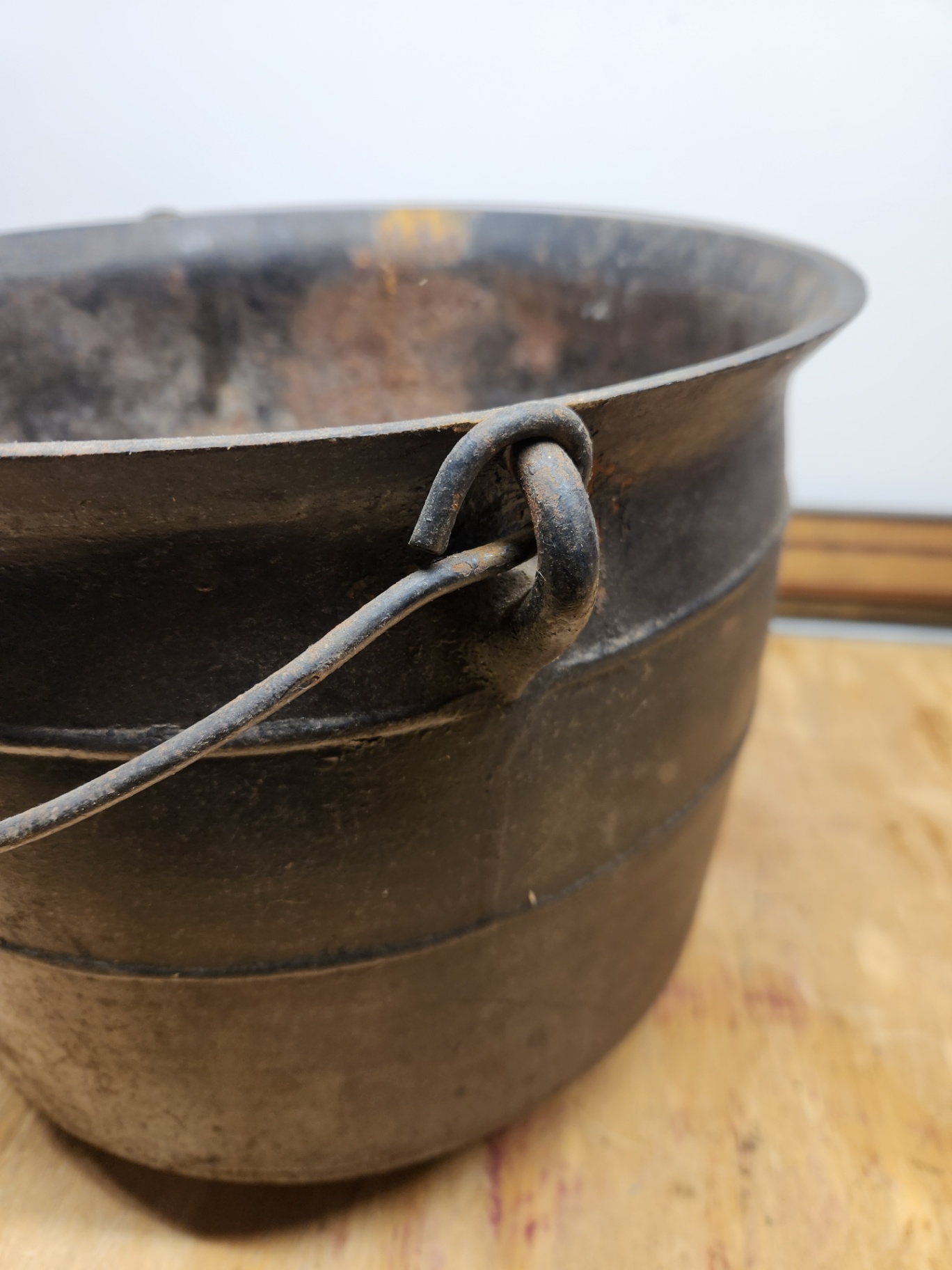 Cast Iron Cauldron - image 5 of 7